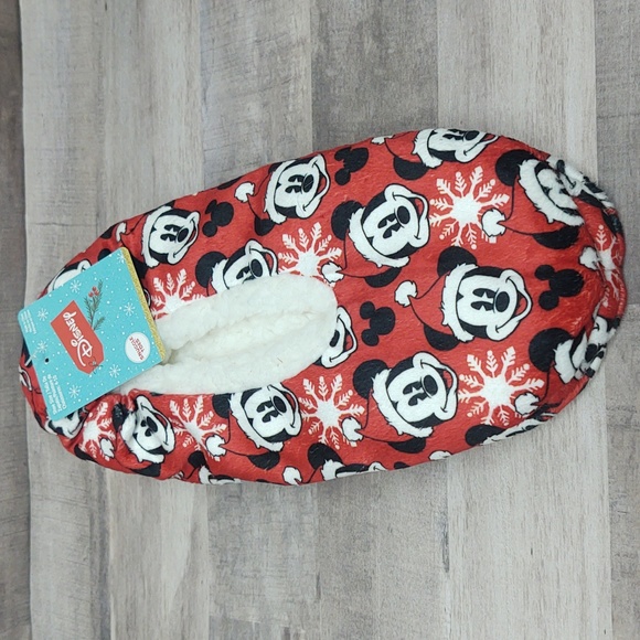 Disney Mickey Mouse Santa Slippers~Women's Shoe Size 4-10 - Picture 1 of 3